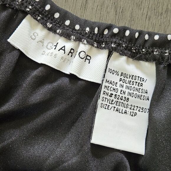 NWT Women’s Sag Harbor A Line Black White Polka Dot Skirt Size 12 PETITE Pull On - Picture 3 of 7